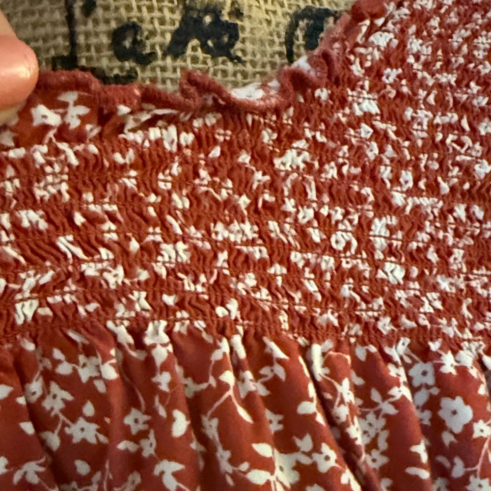 Old Navy Red Floral Blouse - Picture 3 of 4